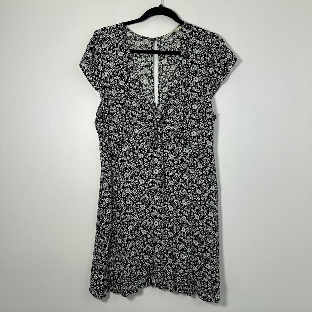 Abercrombie & Fitch Women’s Black & White Floral Skater Mini Dress L - Picture 2 of 7